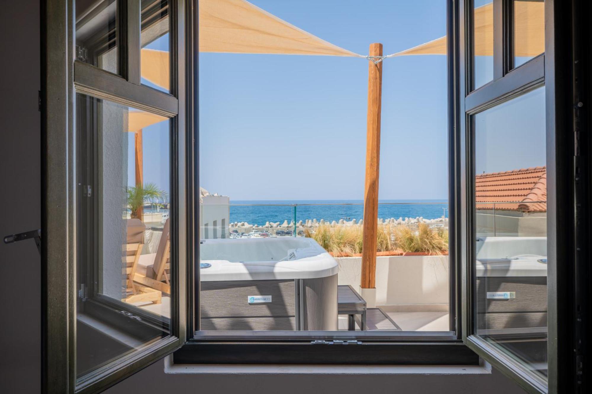 Rettimo Suites, Experience Luxury In The Heart Of Rethymno Exterior photo